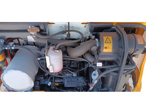 JCB 35Z-1 MINI BAGER (3).jpg